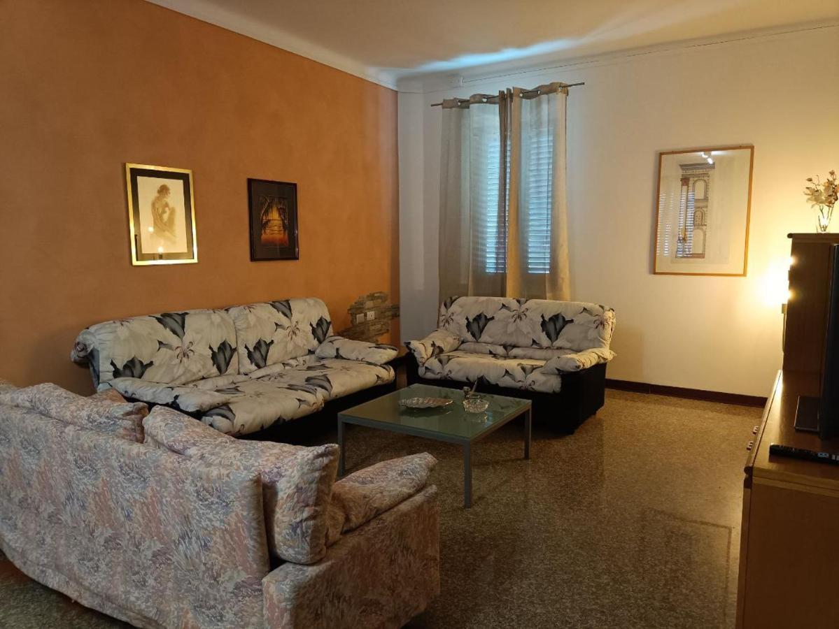 Casa Vacanze Magnolia Villa Porto Sant'Elpidio Luaran gambar